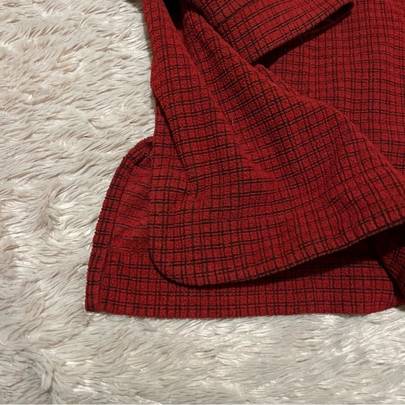 Tommy Bahama mens’ red black 3/4 zipper pullover size XL - Picture 5 of 9